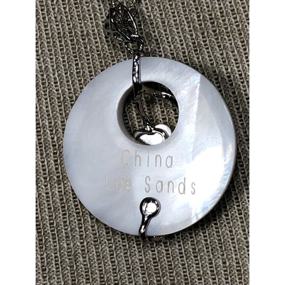 Flower Style Natural Handmade Abalone Shell Carved Shell Silver Necklace Pendant - Picture 8 of 14